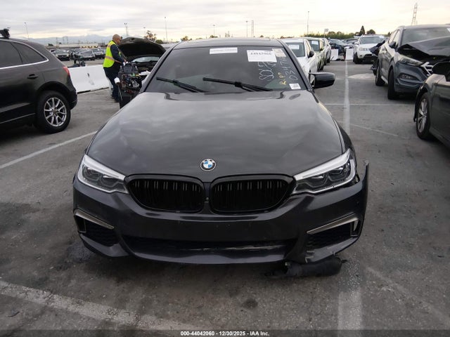 2018 Bmw M550i Xdrive მანქანა იყიდება აუქციონზე, vin: WBAJB9C5XJB034766, აუქციონის ნომერი: 44042060