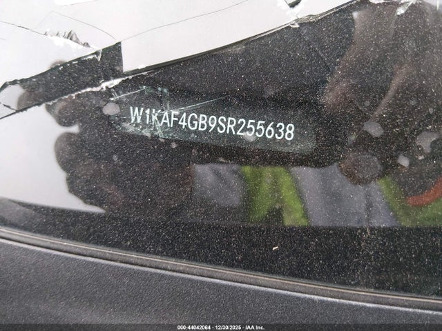W1KAF4GB9SR255638 Mercedes-Benz C 300