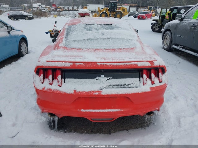 1FA6P8AM4G5305056 Ford Mustang V6