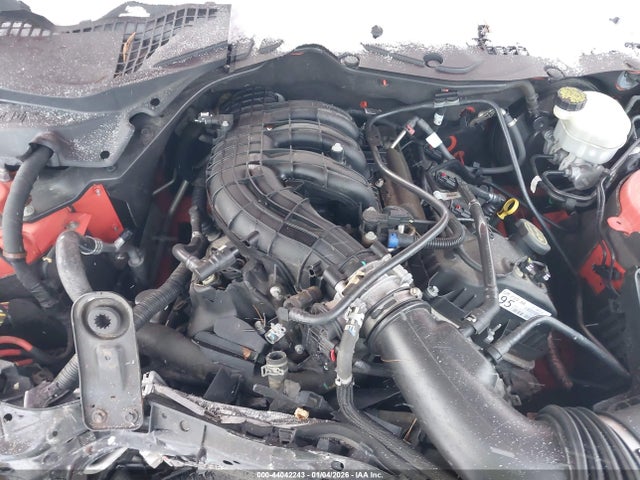 1FA6P8AM4G5305056 Ford Mustang V6
