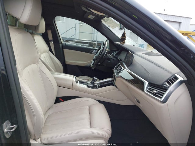 5UXCY8C06M9H32393 BMW X6 M50i