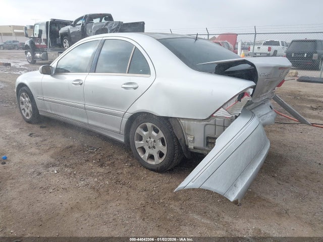 Aukcja sprzedaży 2005 Mercedes-benz C 240 Luxury 4matic, vin: WDBRF81JX5F669567, numer aukcji: 44042306