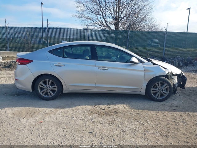 5NPD84LF1HH177317 Hyundai ELANTRA SE
