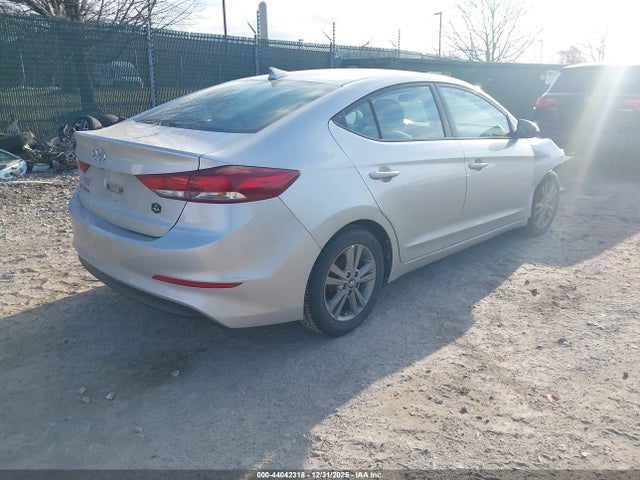 5NPD84LF1HH177317 Hyundai ELANTRA SE