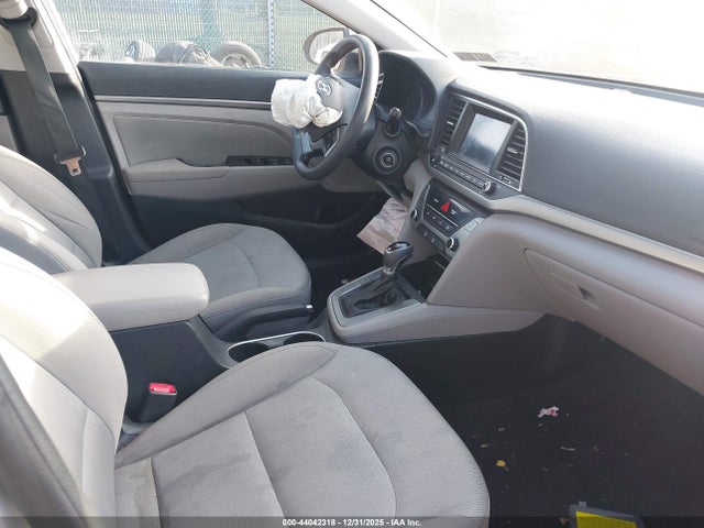 5NPD84LF1HH177317 Hyundai ELANTRA SE