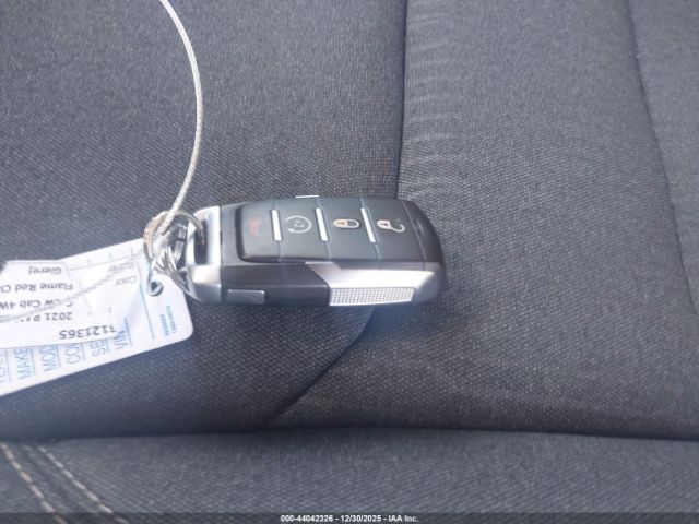 2021 RAM 1500 1C6SRFFT4MN829981 Photo 10