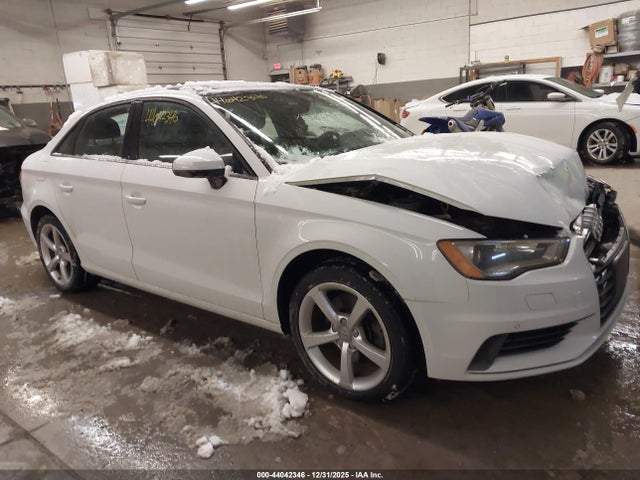 2016 AUDI A3 WAUB8GFF3G1017088 Photo 0
