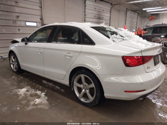 2016 AUDI A3 WAUB8GFF3G1017088 Photo 2