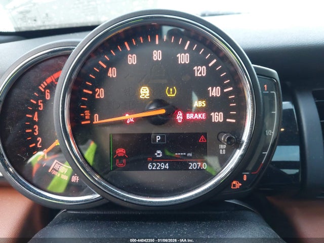 2018 MINI HARDTOP WMWXU3C5XJ2F49951 Photo 6