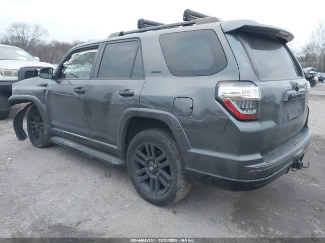 2021 Toyota 4runner Nightshade Special Edition მანქანა იყიდება აუქციონზე, vin: JTEJU5JRXM5876484, აუქციონის ნომერი: 44042351