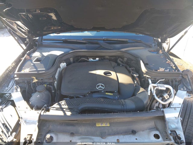 44042355 :رقم المزاد ، WDC0G8EB9LF687978 vin ، 2020 Mercedes-benz Glc 300 4matic مزاد بيع