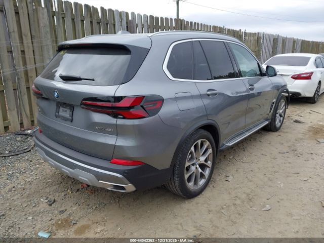 2025 BMW X5 5UX23EU01S9Z23902 Photo 3