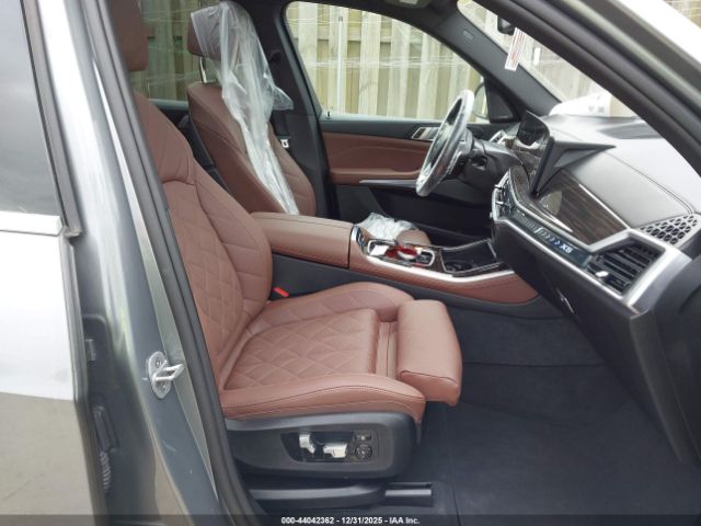 2025 BMW X5 5UX23EU01S9Z23902 Photo 4