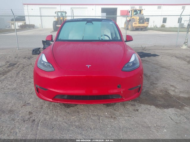 Продаж на аукціоні авто 2023 Tesla Model Y Awd/long Range Dual Motor All-wheel Drive, vin: 7SAYGDEE4PF745231, номер лоту: 44042406