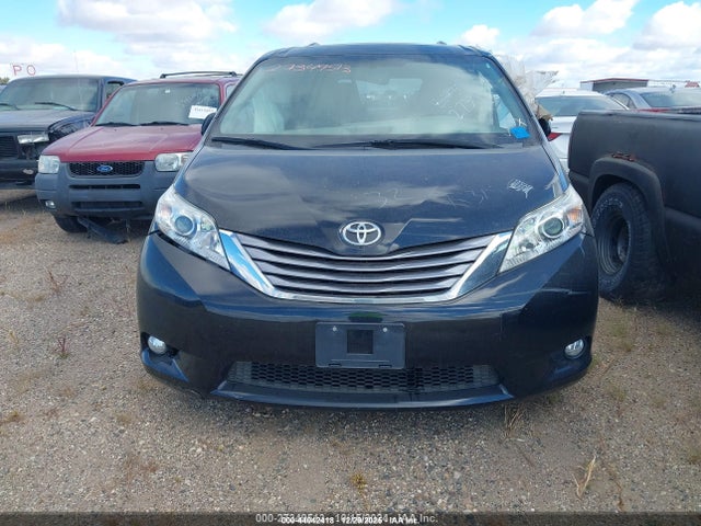 5TDYK3DC4GS744940 Toyota Sienna Xle 8 Passenger