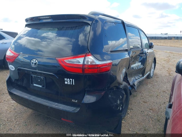 5TDYK3DC4GS744940 Toyota Sienna Xle 8 Passenger