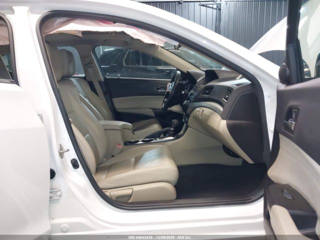 2017 ACURA ILX 19UDE2F35HA014600 Photo 4