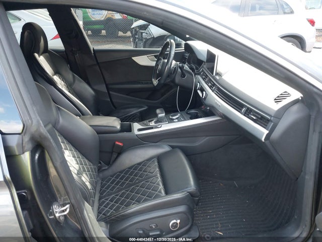 2018 AUDI S5 WAUB4CF50JA115224 Photo 4