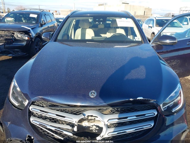Продаж на аукціоні авто 2022 Mercedes-benz Glc 300 4matic Suv, vin: W1N0G8EB4NG040383, номер лоту: 44042466