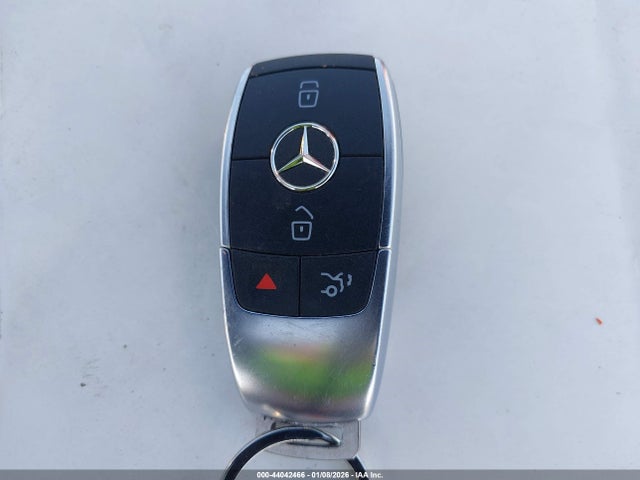 Продаж на аукціоні авто 2022 Mercedes-benz Glc 300 4matic Suv, vin: W1N0G8EB4NG040383, номер лоту: 44042466