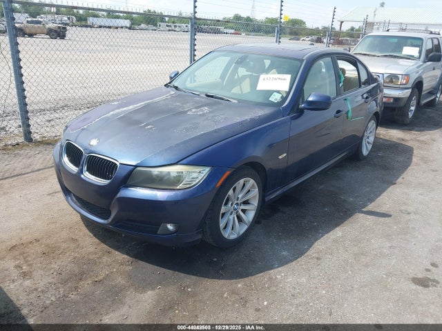 2011 Bmw 328i მანქანა იყიდება აუქციონზე, vin: WBAPH7C52BE680218, აუქციონის ნომერი: 44042503