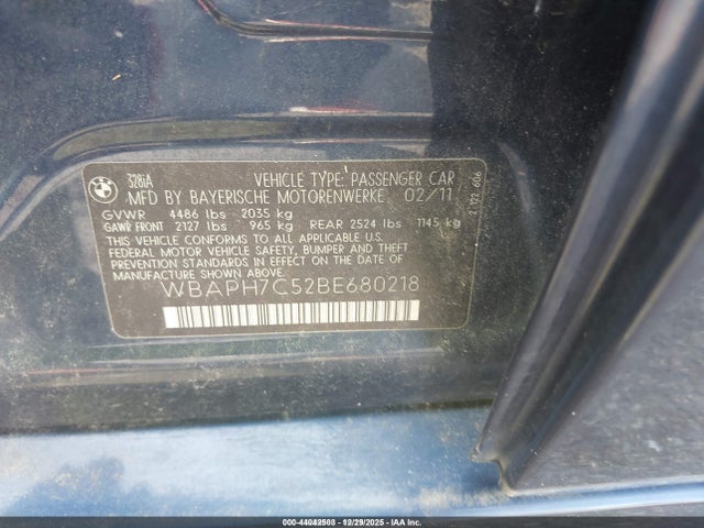 2011 Bmw 328i მანქანა იყიდება აუქციონზე, vin: WBAPH7C52BE680218, აუქციონის ნომერი: 44042503
