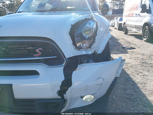 Продаж на аукціоні авто 2016 Mini Countryman Cooper S, vin: WMWZC5C59GWT39735, номер лоту: 44042530
