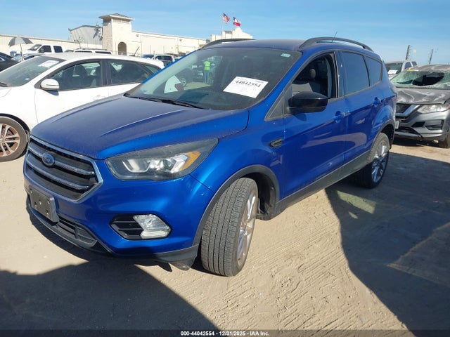 1FMCU0G90HUA38544 Ford ESCAPE SE