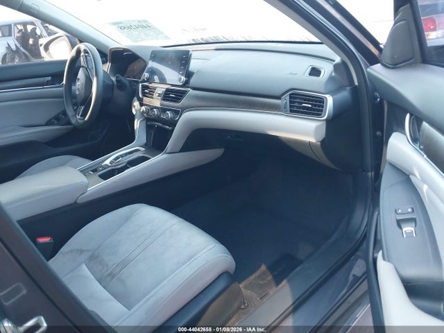 2018 HONDA ACCORD HYBRID 1HGCV3F42JA000654 Photo 4