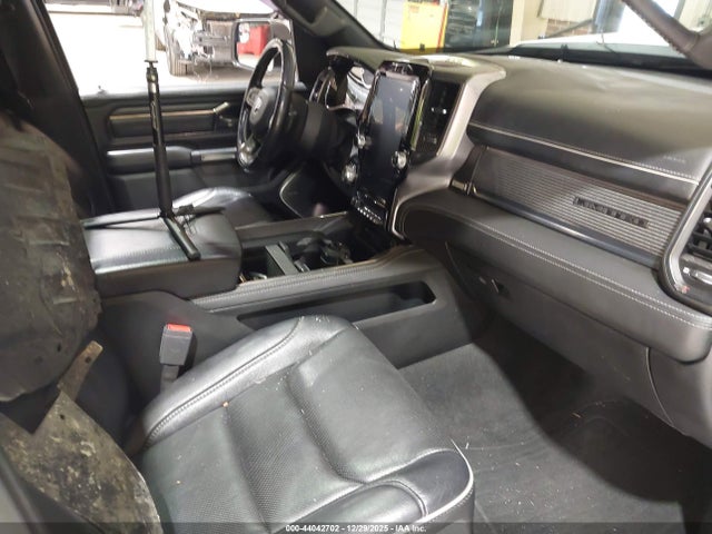 2019 RAM 1500 1C6SRFHT4KN898180 Photo 4