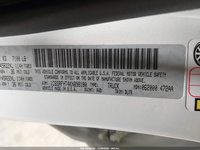 2019 RAM 1500 1C6SRFHT4KN898180 Photo 8