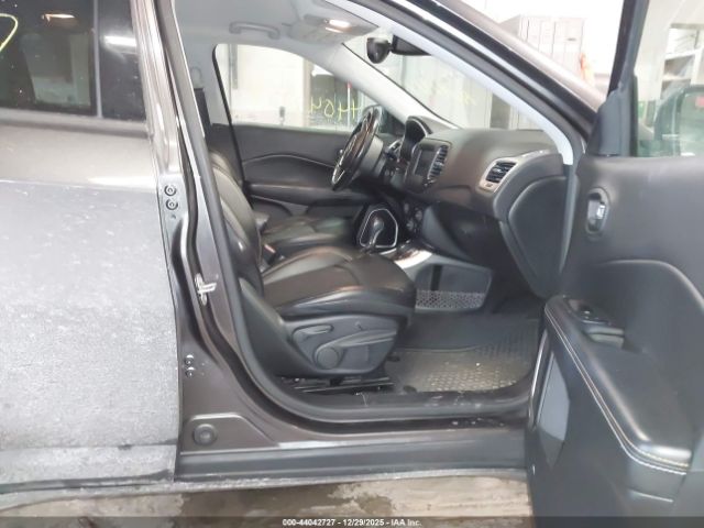 2018 JEEP COMPASS 3C4NJDBB3JT259076 Photo 4