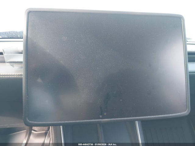 2026 TESLA MODEL Y 7SAYGDEE6TA396967 Photo 6