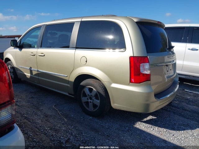 44042758 :رقم المزاد ، 2A4RR5DG0BR618150 vin ، 2011 Chrysler Town & Country Touring مزاد بيع
