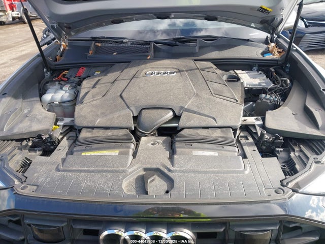 2019 AUDI Q8 WA1FVAF19KD033148 Photo 9