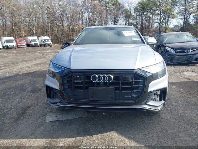 44042808 :رقم المزاد ، WA1FVAF19KD033148 vin ، 2019 Audi Q8 55 Premium مزاد بيع