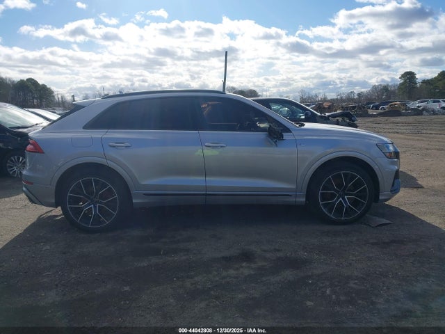 44042808 :رقم المزاد ، WA1FVAF19KD033148 vin ، 2019 Audi Q8 55 Premium مزاد بيع