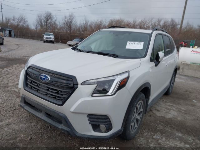 2022 SUBARU FORESTER JF2SKAEC6NH424014 Photo 1