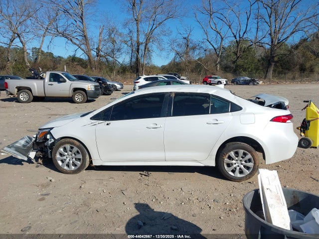 Toyota Corolla Hybrid Le 2024 JTDBCMFE3R3058321 Image 14