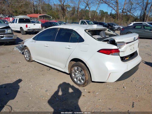 Toyota Corolla Hybrid Le 2024 JTDBCMFE3R3058321 Image 3