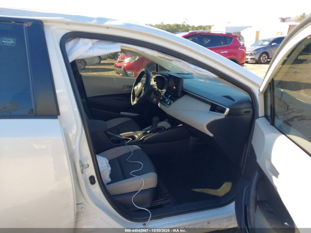 Toyota Corolla Hybrid Le 2024 JTDBCMFE3R3058321 Image 5