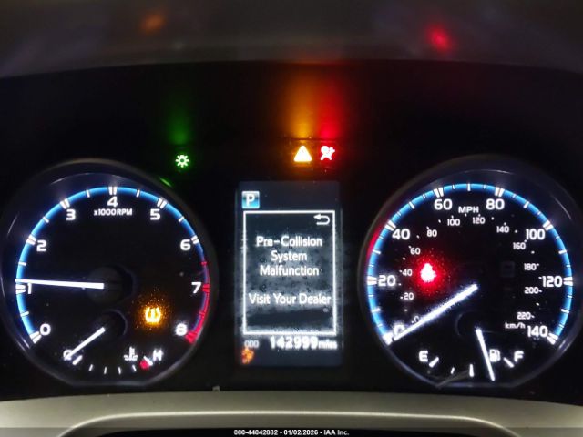 2017 TOYOTA RAV4 JTMZFREV5HJ148892 Photo 6