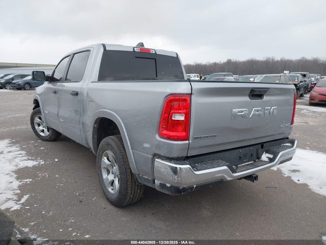 Продажа на аукционе авто 2025 Ram 1500 Big Horn  4x4 5'7 Box, vin: 1C6RRFFG8SN506354, номер лота: 44042905