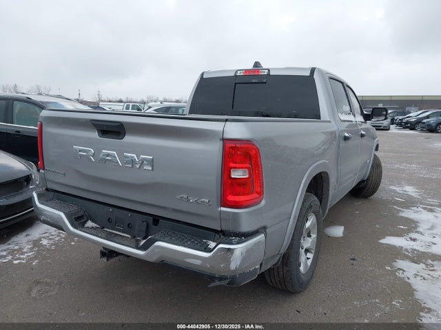 Продажа на аукционе авто 2025 Ram 1500 Big Horn  4x4 5'7 Box, vin: 1C6RRFFG8SN506354, номер лота: 44042905