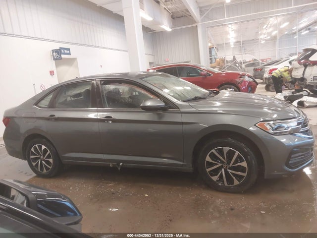 Продажа на аукционе авто 2023 Volkswagen Jetta 1.5t S, vin: 3VW5M7BU5PM037620, номер лота: 44042952