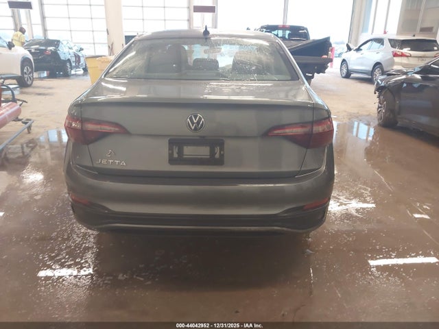 Продажа на аукционе авто 2023 Volkswagen Jetta 1.5t S, vin: 3VW5M7BU5PM037620, номер лота: 44042952