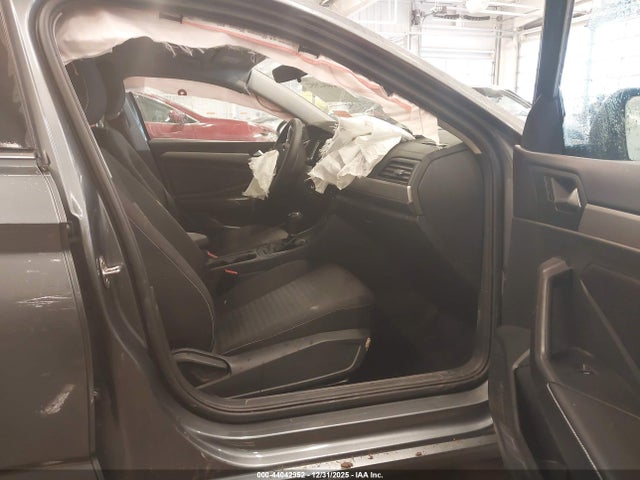 Продажа на аукционе авто 2023 Volkswagen Jetta 1.5t S, vin: 3VW5M7BU5PM037620, номер лота: 44042952