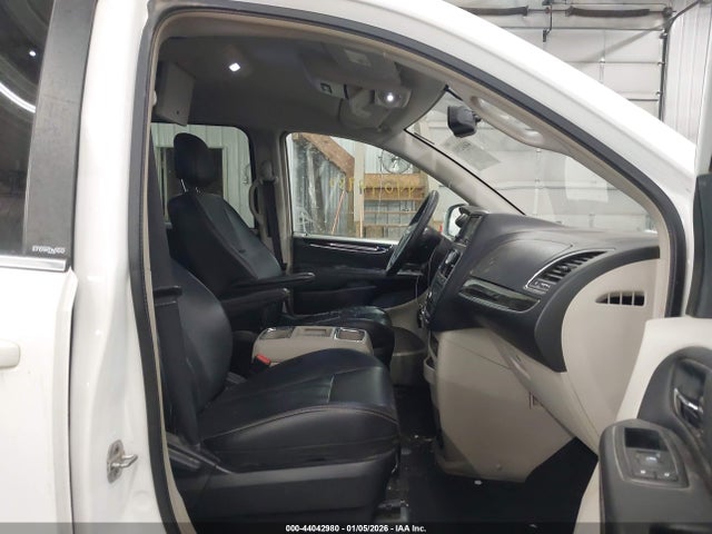 Продажа на аукционе авто 2013 Chrysler Town & Country Touring, vin: 2C4RC1BG9DR605550, номер лота: 44042980
