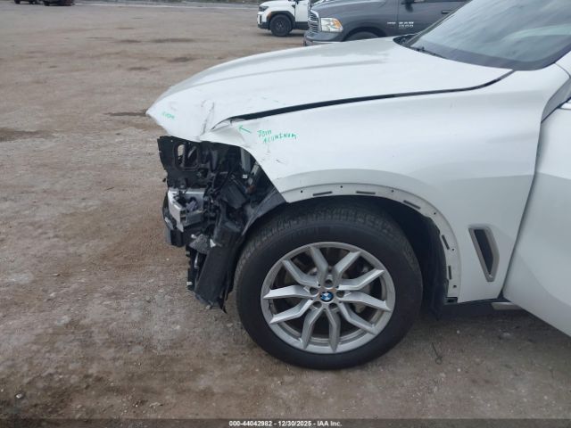 2019 BMW X5 5UXCR6C54KLK83192 Photo 5
