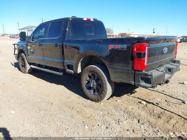 Ford F-350 Lariat 2023 1FT8W3BT5PED82498 Image 3